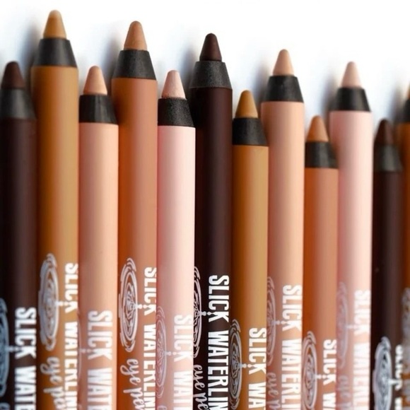 Melt Cosmetics Caramel Slick Waterline Eyeliner Pencil - Picture 3 of 3